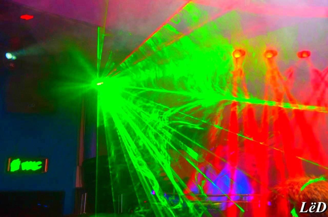 Лазерный проектор